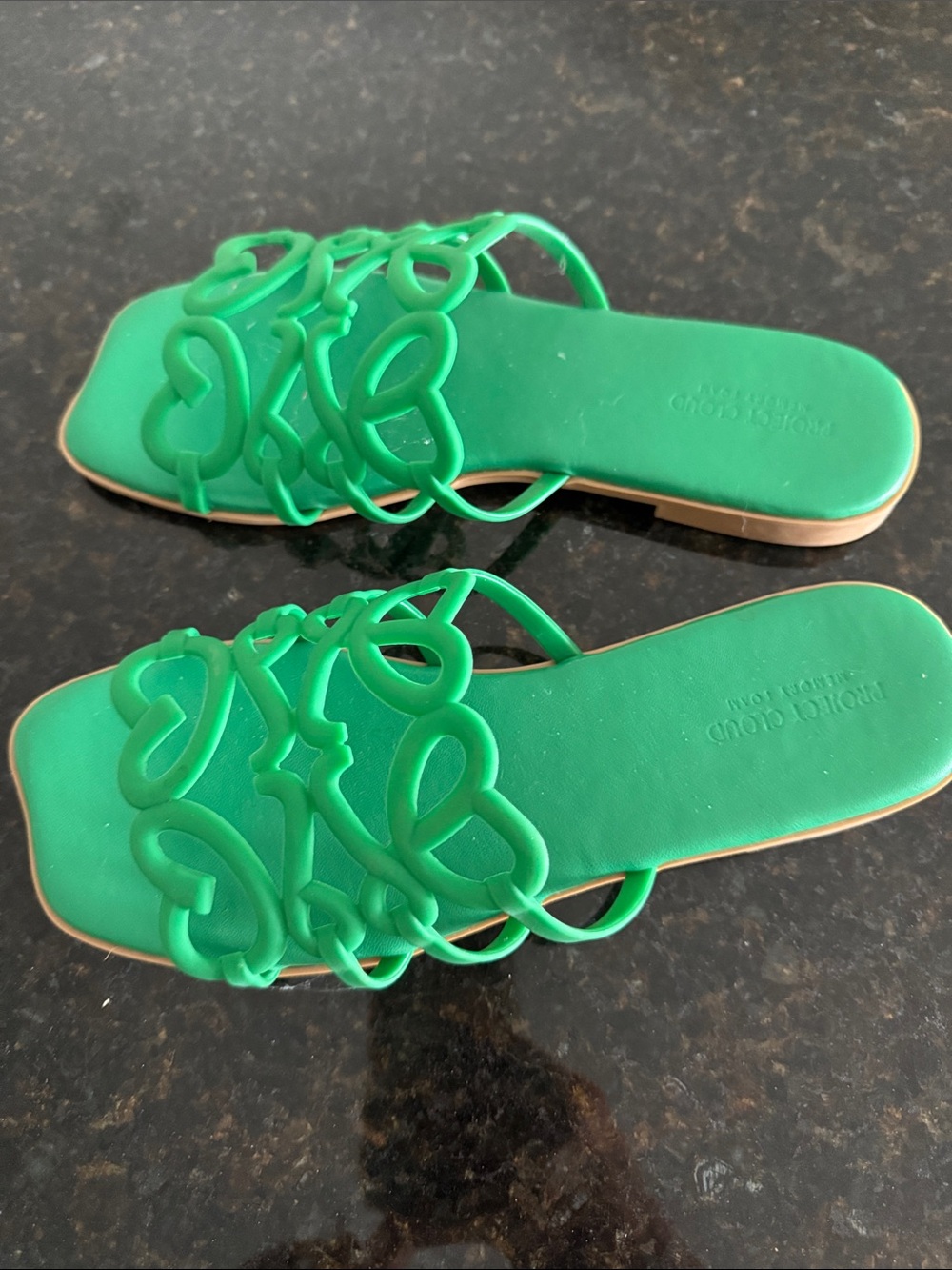Beautiful sandals similar to a Spanish designer’s. Worn once.